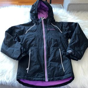 Columbia girls winter jacket ! Size S